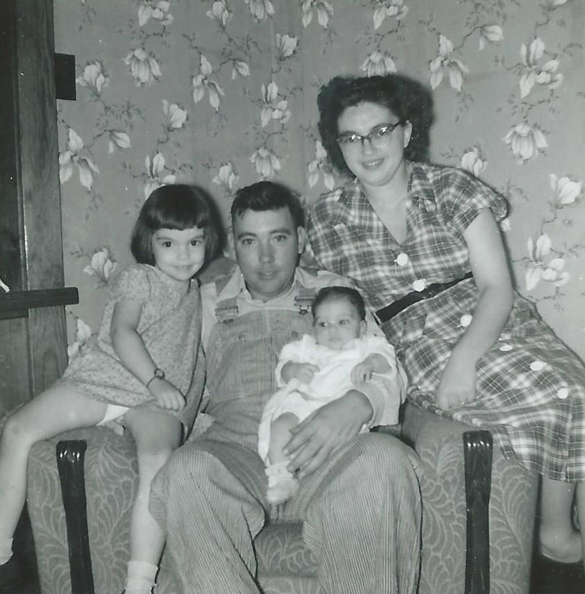 Marilyn Munsell, Dallas Munsell, Ruth Weinmann Munsell, and John Munsell