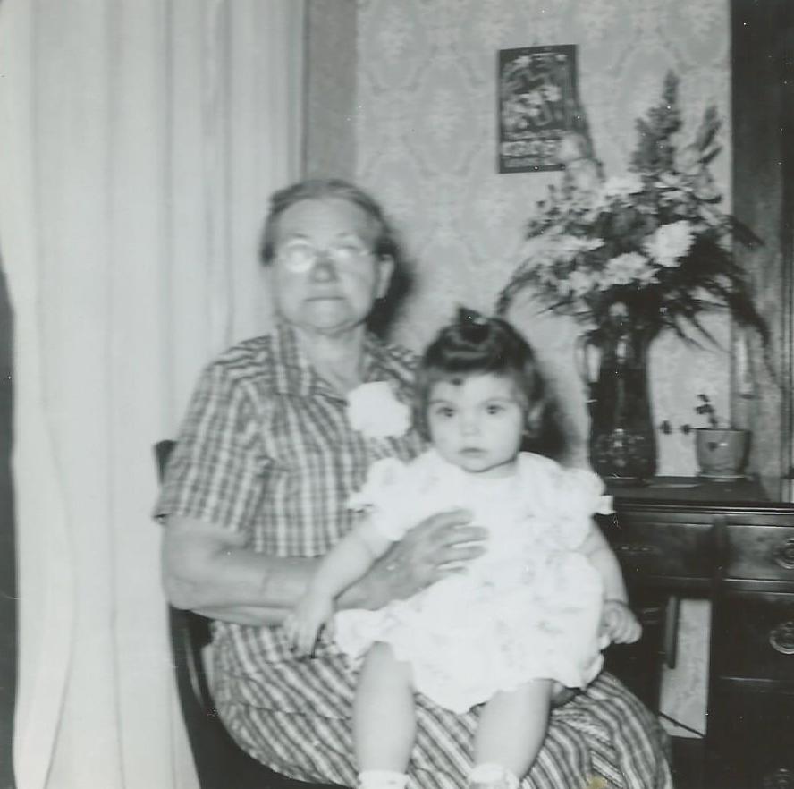 Emma Brown Munsell and Marilyn Munsell