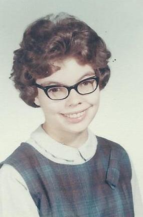 Marilyn Munsell 10th grade school picture